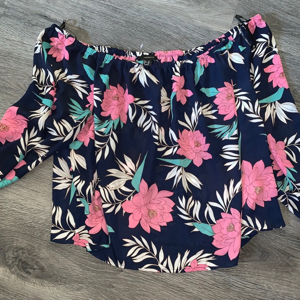 Forever 21 plus top
